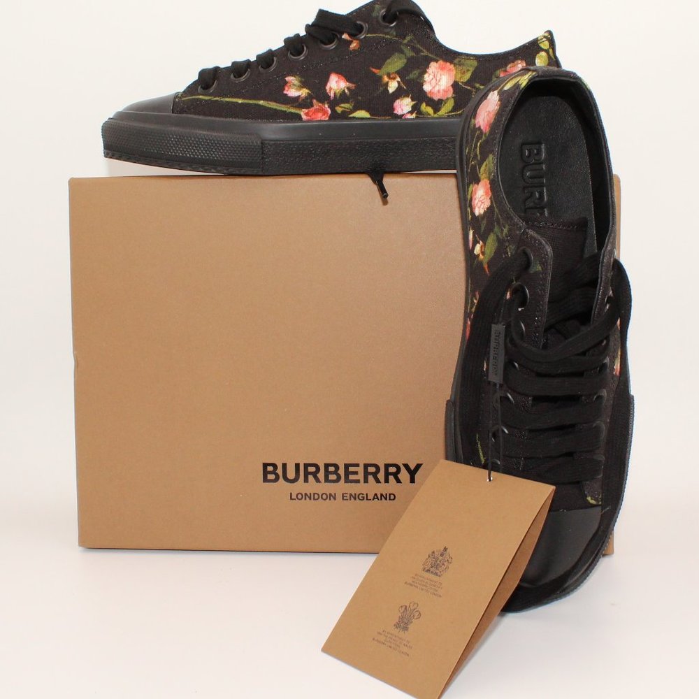 New Burberry Larkhill Floral Logo Low top Sneakers Sz 39/8.5 US